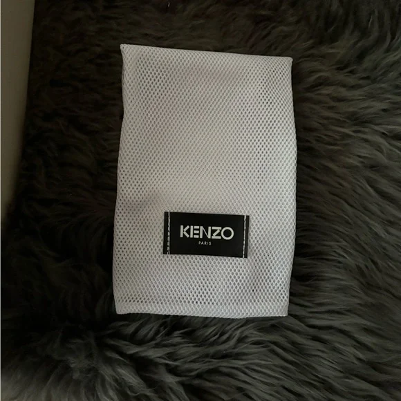 Kenzo 💞Pool Slides 🩴 - Picture 3 of 5